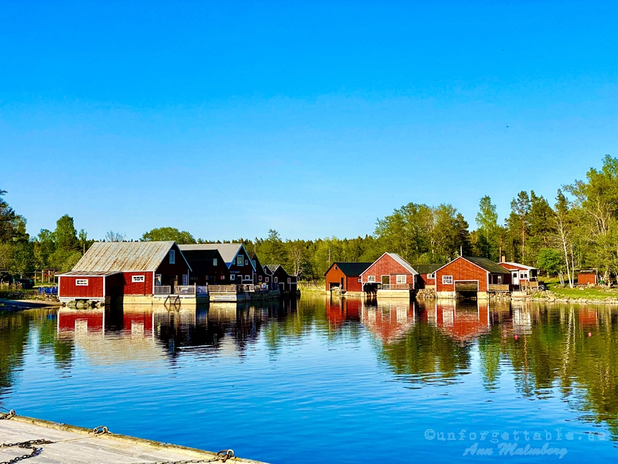 Sikhjälma, Kapplasse och Marskär